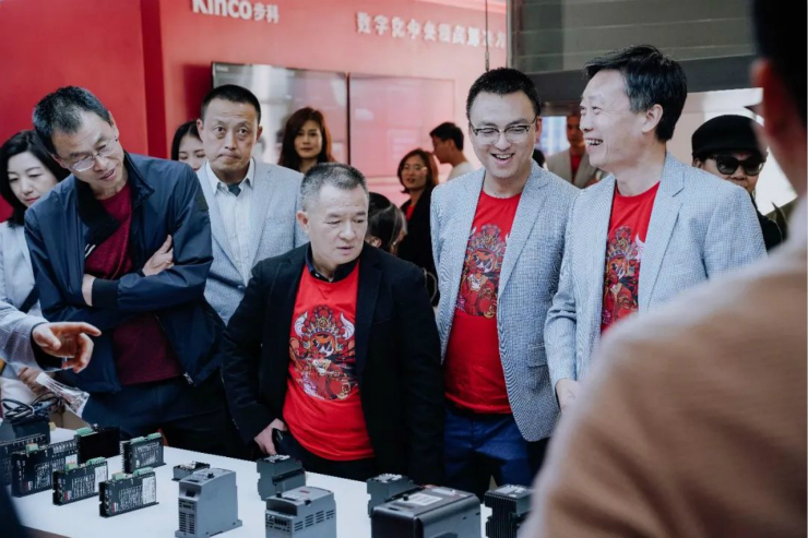 深圳知名品牌, HMI, 工业人机界面, 触摸屏, 自动化解决方案, 数字化中央厨房, 机器物联网, 多米官网平台股份